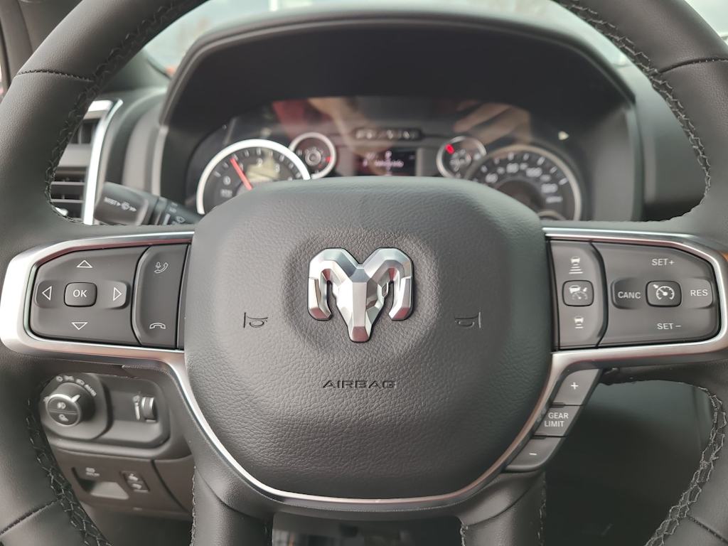 Thumbnail: 2026 RAM 1500 - 28