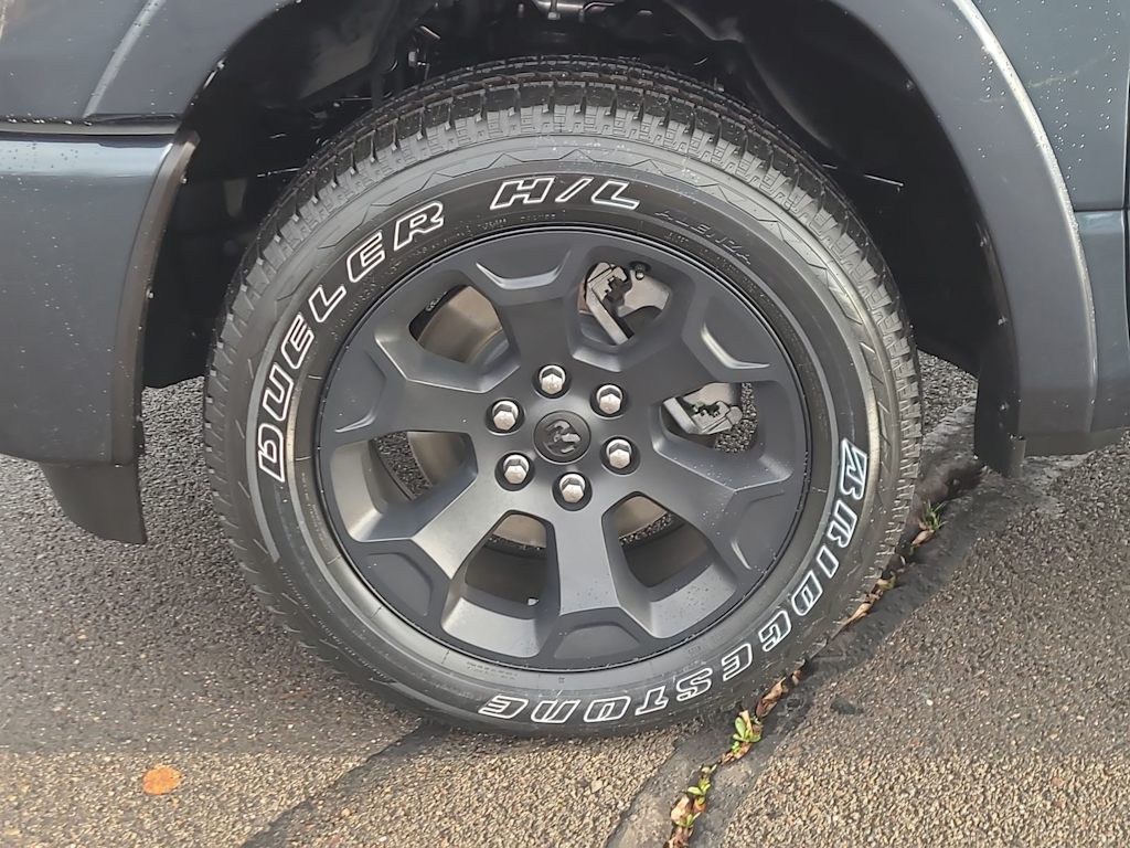 Thumbnail: 2026 RAM 1500 - 7