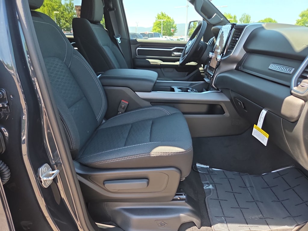 Thumbnail: 2026 RAM 1500 - 10