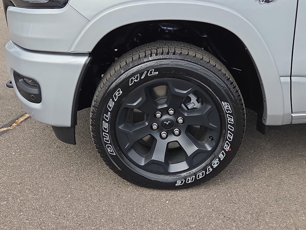 Thumbnail: 2026 RAM 1500 - 8
