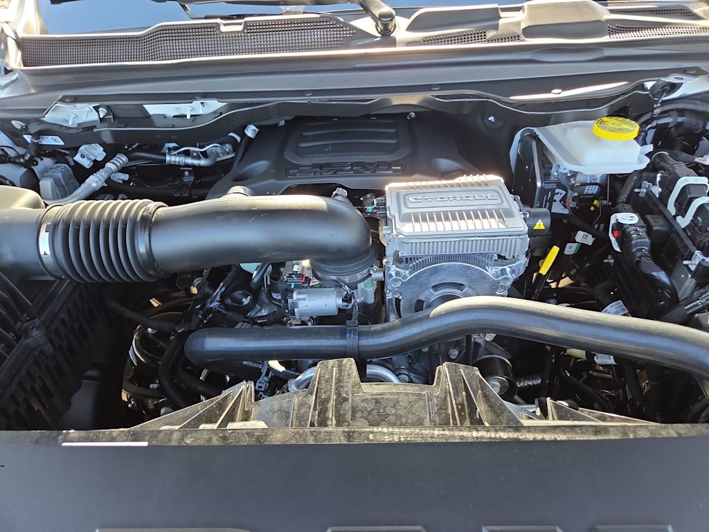Thumbnail: 2026 RAM 1500 - 9