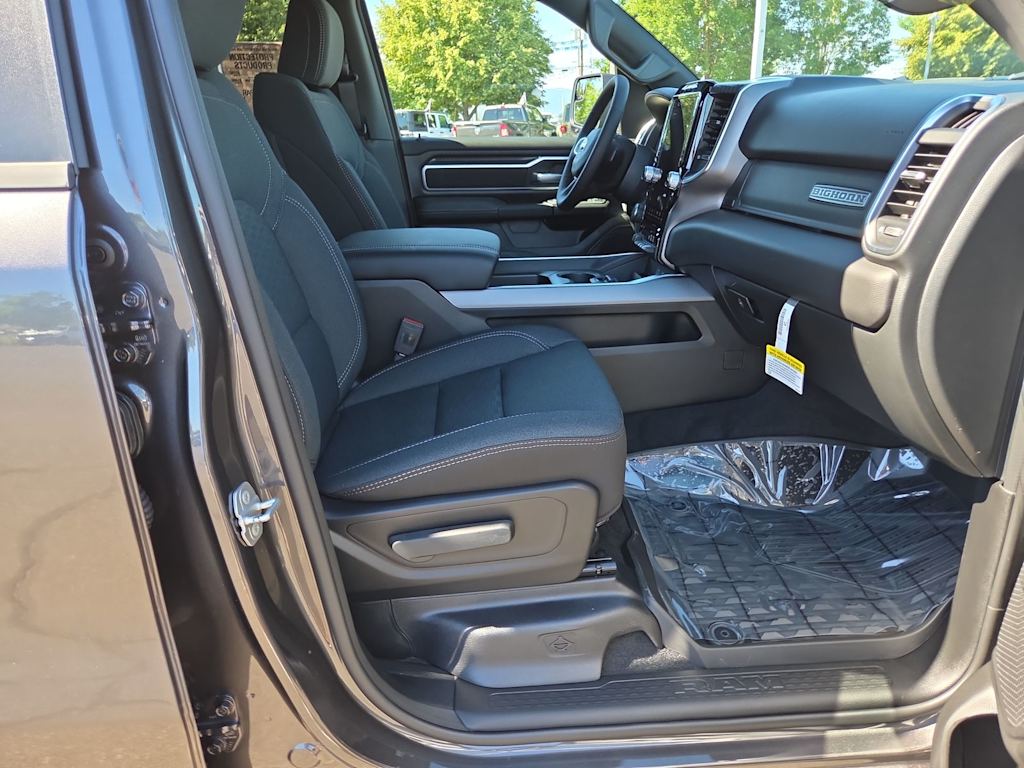 Thumbnail: 2026 RAM 1500 - 11