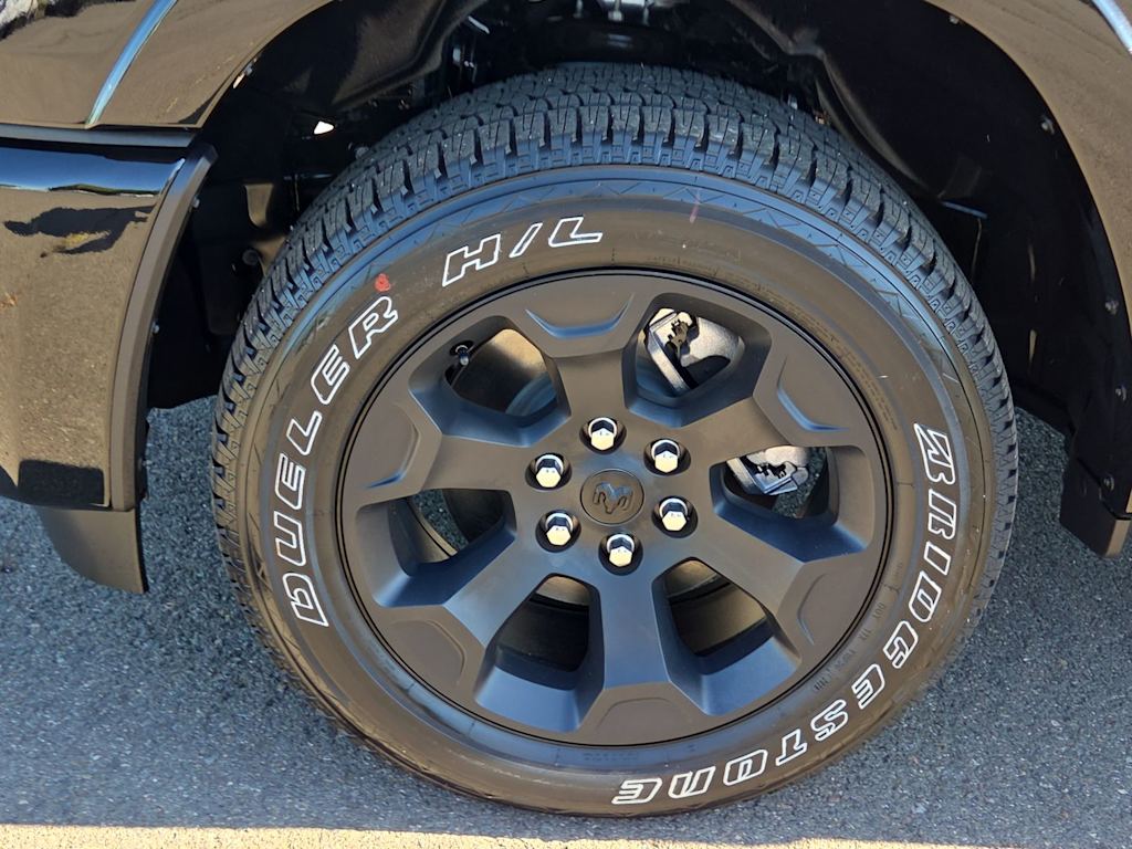 Thumbnail: 2026 RAM 1500 - 8