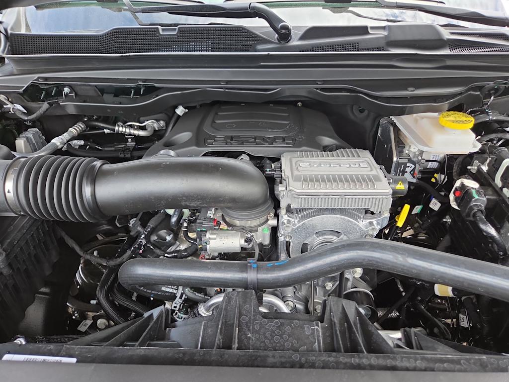 Thumbnail: 2026 RAM 1500 - 9