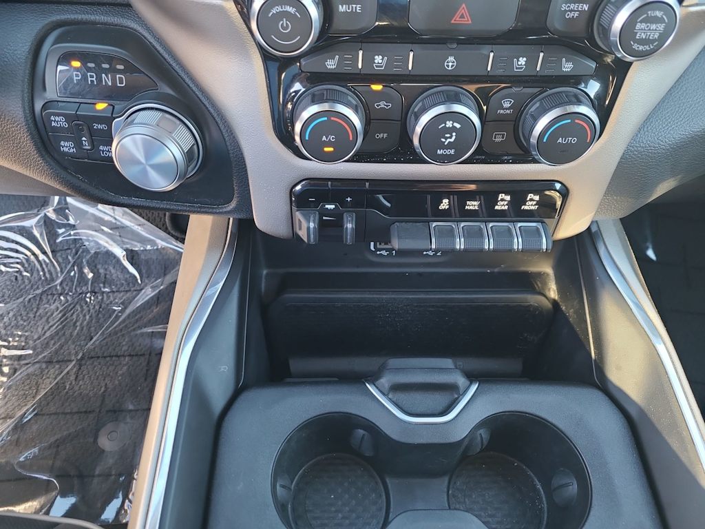 Thumbnail: 2022 RAM 1500 - 28