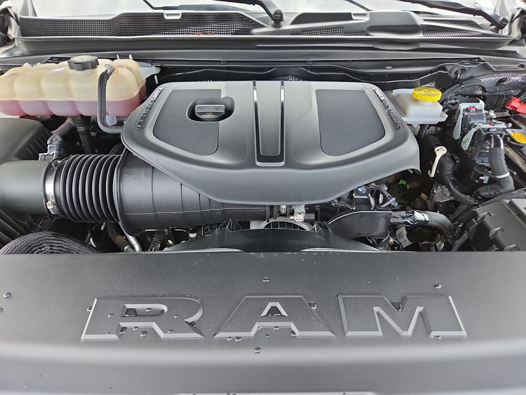 Thumbnail: 2025 RAM 1500 - 9