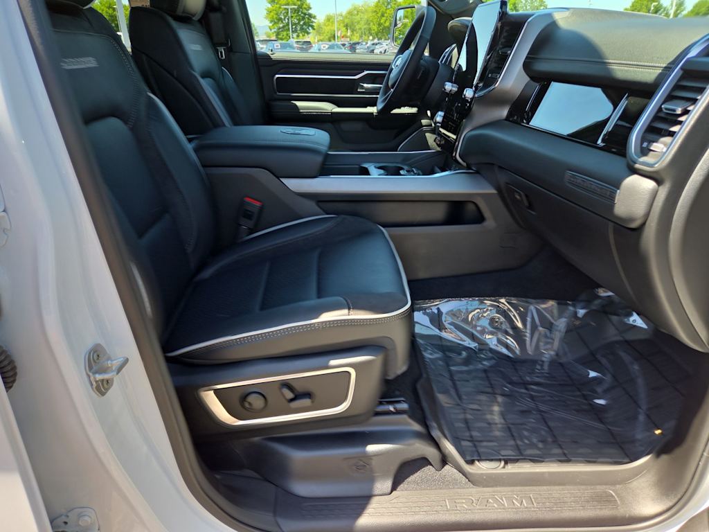 Thumbnail: 2026 RAM 1500 - 10