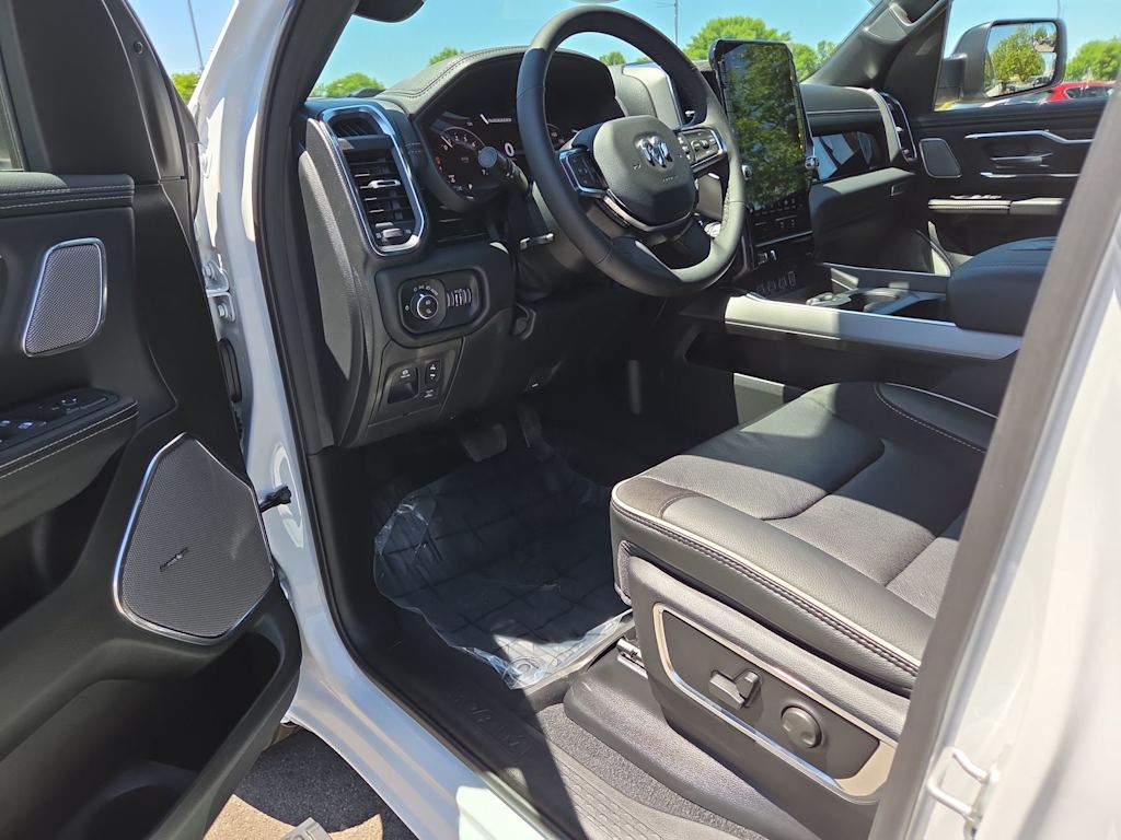 Thumbnail: 2026 RAM 1500 - 11