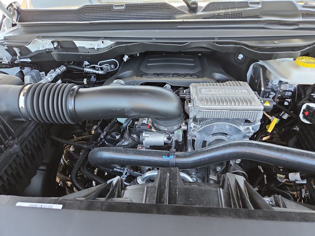 Thumbnail: 2026 RAM 1500 - 8