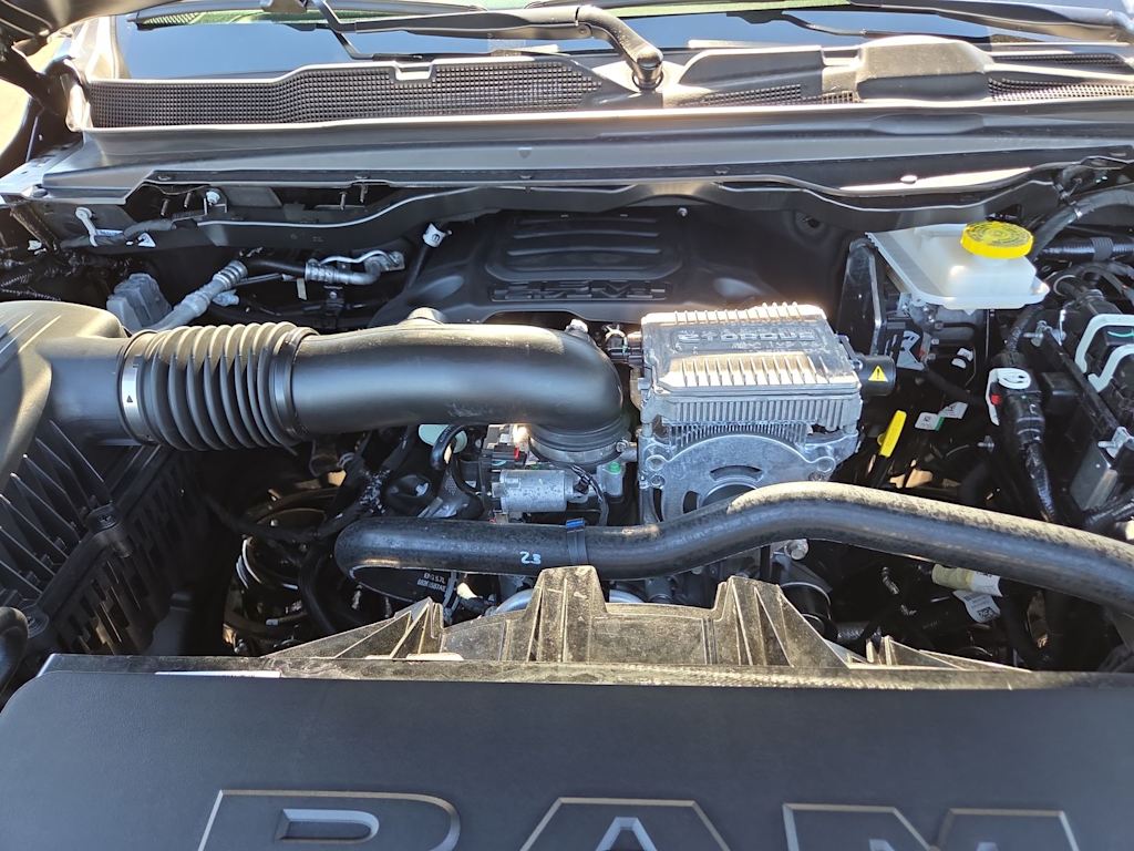 Thumbnail: 2026 RAM 1500 - 9