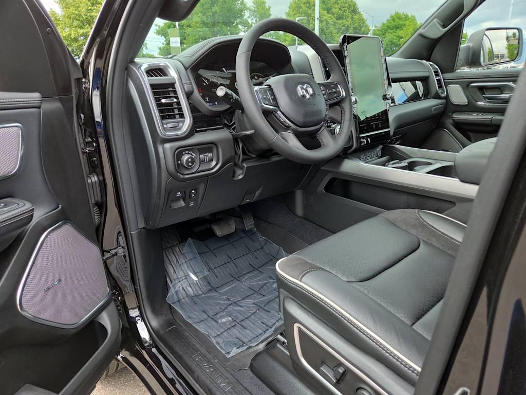 Thumbnail: 2026 RAM 1500 - 9