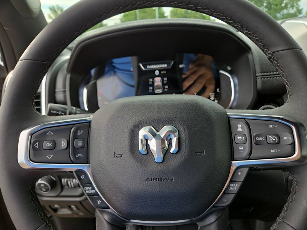 Thumbnail: 2026 RAM 1500 - 28
