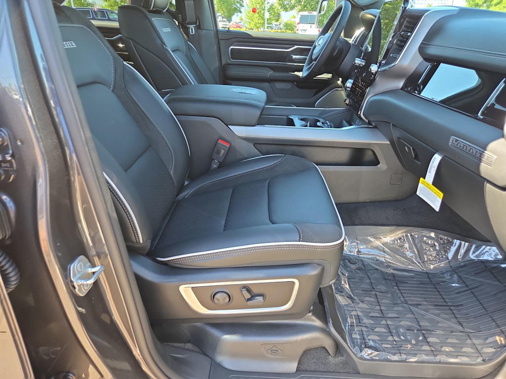 Thumbnail: 2026 RAM 1500 - 11