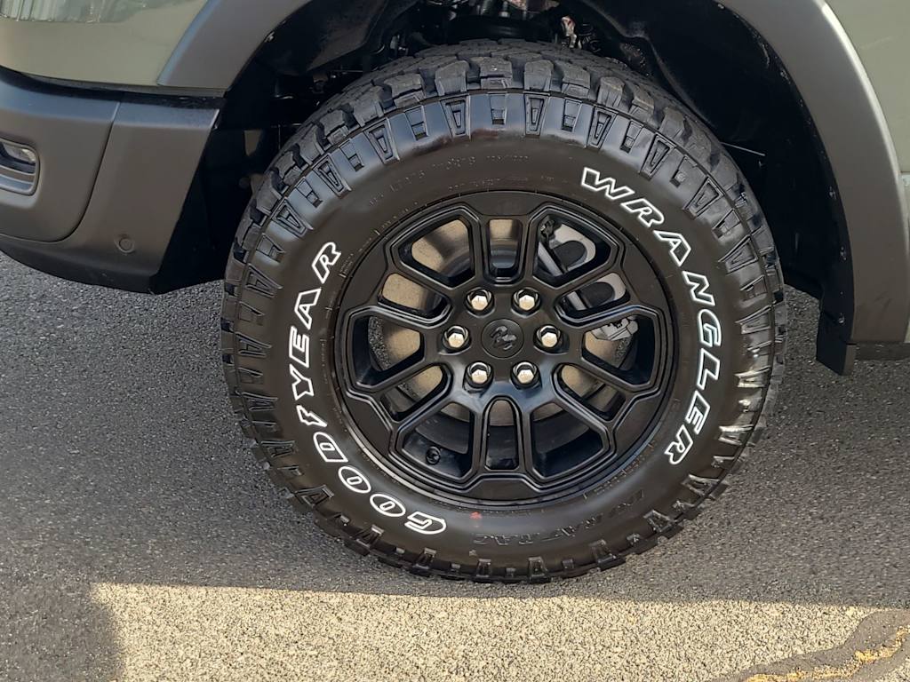 Thumbnail: 2026 RAM 1500 - 7