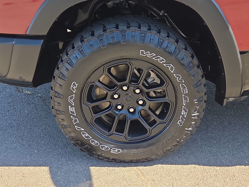 Thumbnail: 2025 RAM 1500 - 8