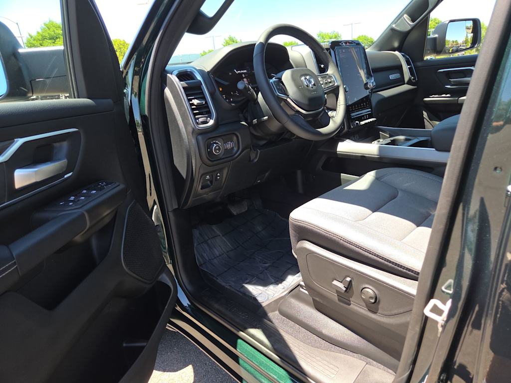 Thumbnail: 2026 RAM 1500 - 10