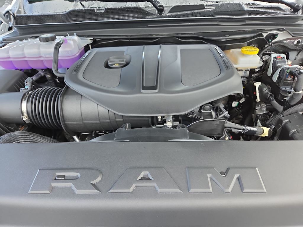 Thumbnail: 2026 RAM 1500 - 9
