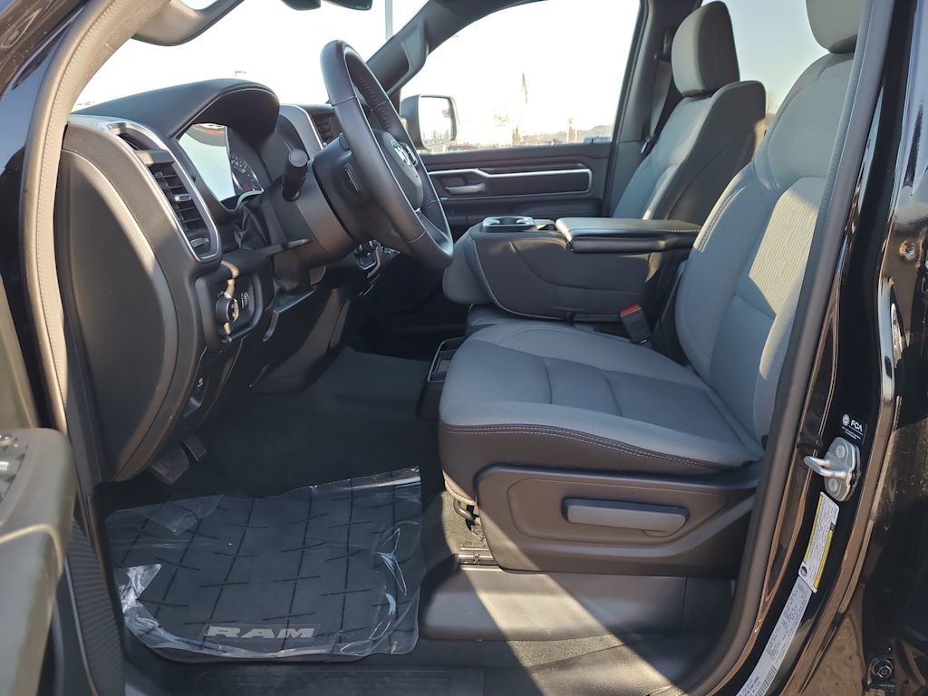 Thumbnail: 2024 RAM 1500 - 10