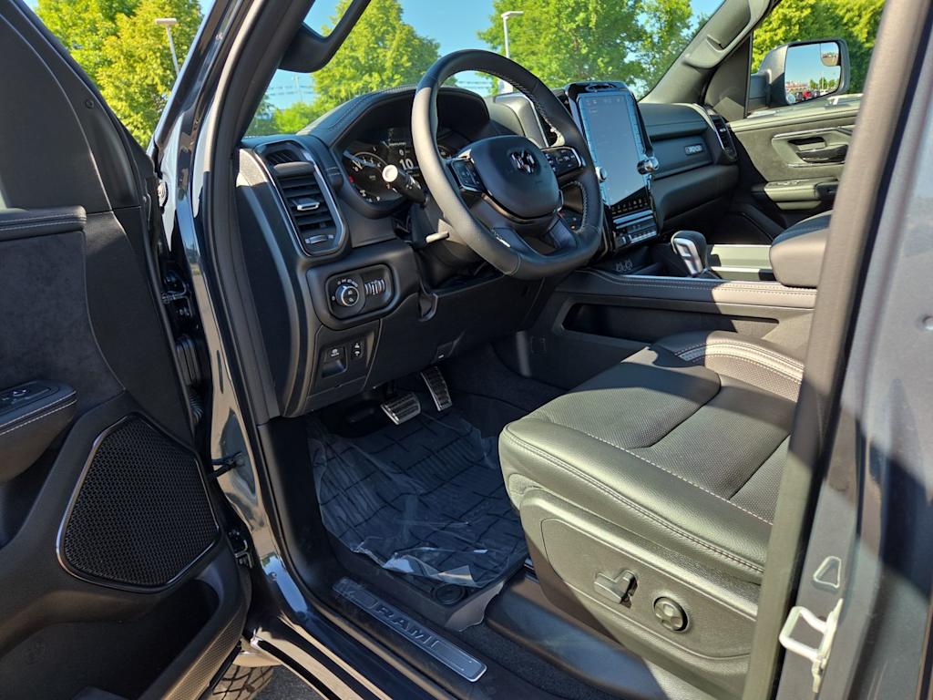 Thumbnail: 2026 RAM 1500 - 22