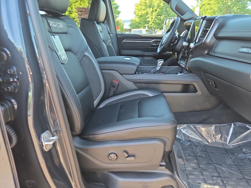 Thumbnail: 2026 RAM 1500 - 10