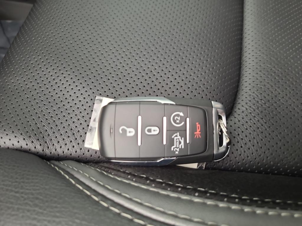 Thumbnail: 2026 RAM 1500 - 16