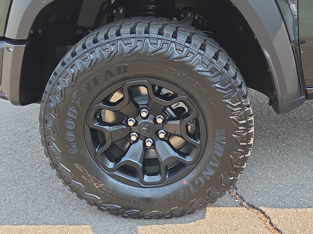 Thumbnail: 2026 RAM 1500 - 8