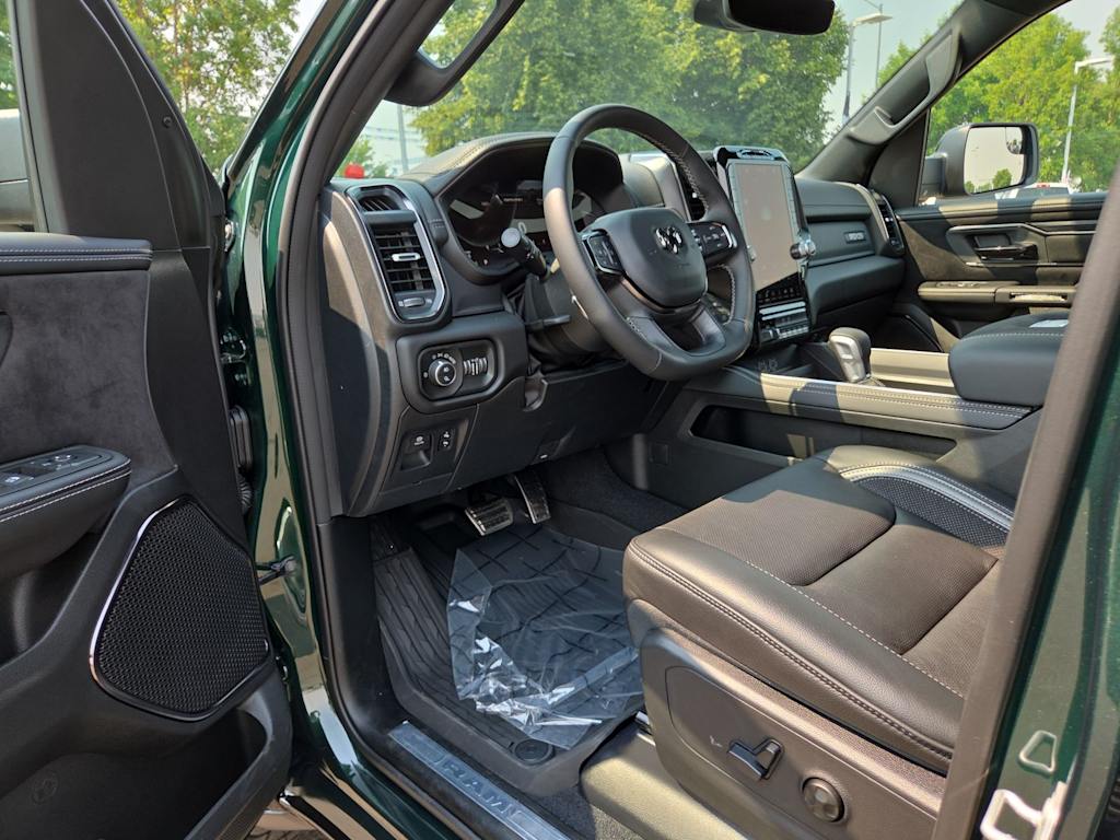 Thumbnail: 2026 RAM 1500 - 2