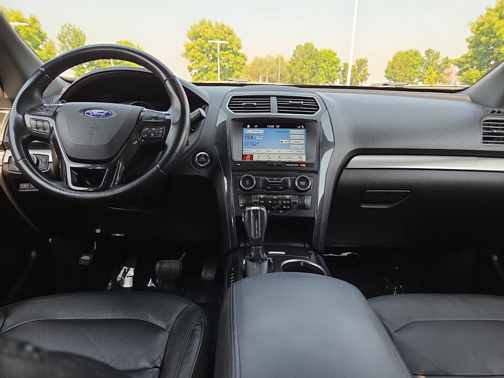 Thumbnail: 2018 Ford Explorer - 10
