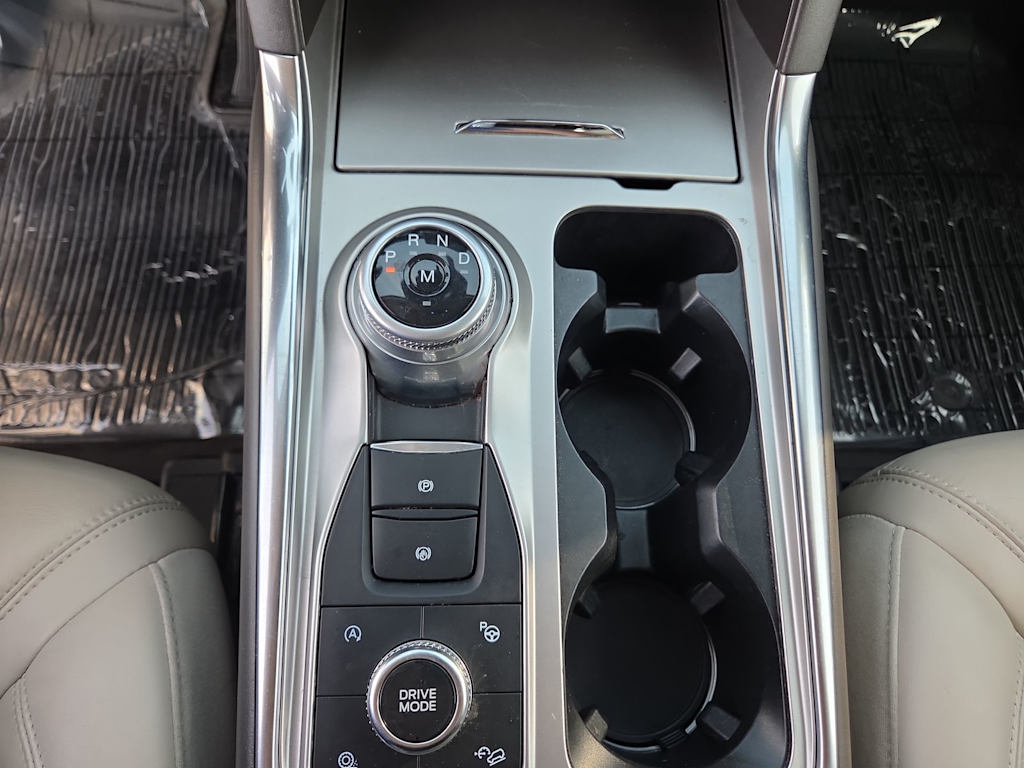 Thumbnail: 2020 Ford Explorer - 13