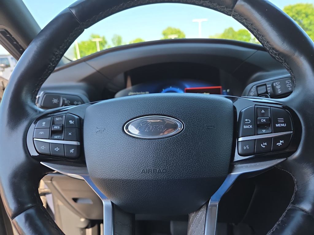 Thumbnail: 2021 Ford Explorer - 27