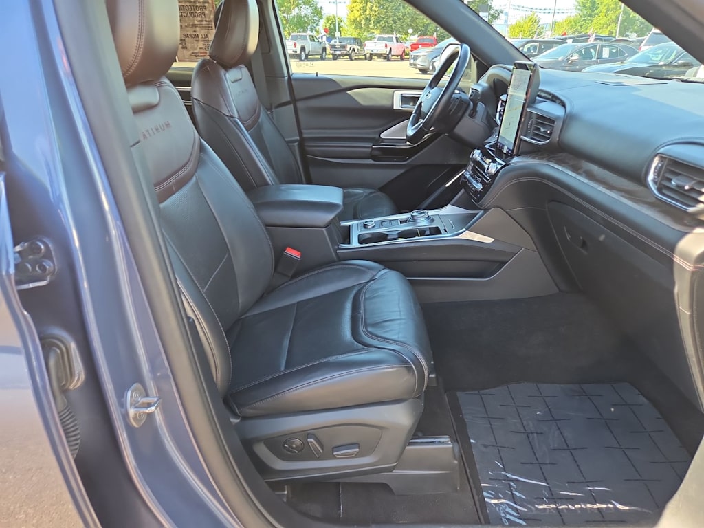 Thumbnail: 2021 Ford Explorer - 12
