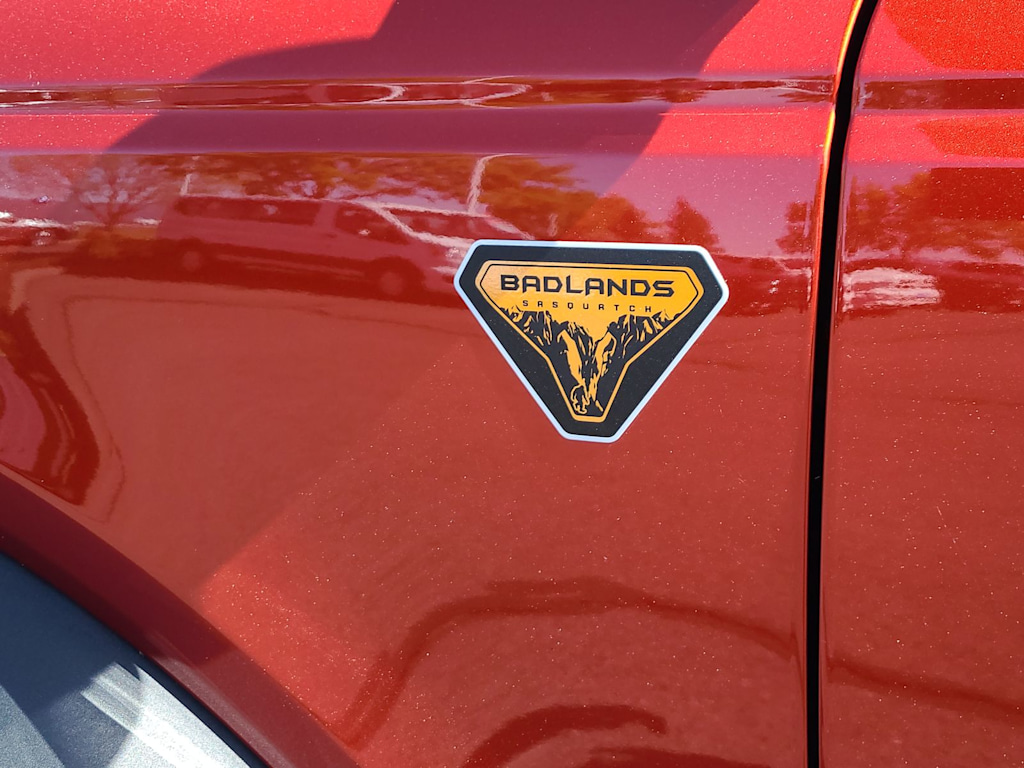 2023 Ford Bronco Badlands 7