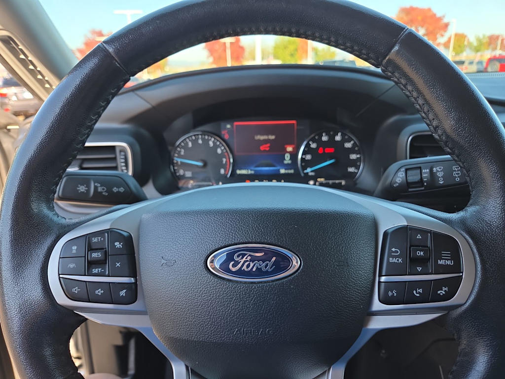 Thumbnail: 2022 Ford Explorer - 28
