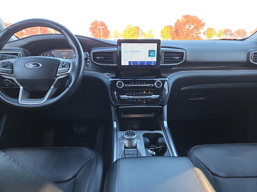 Thumbnail: 2022 Ford Explorer - 2