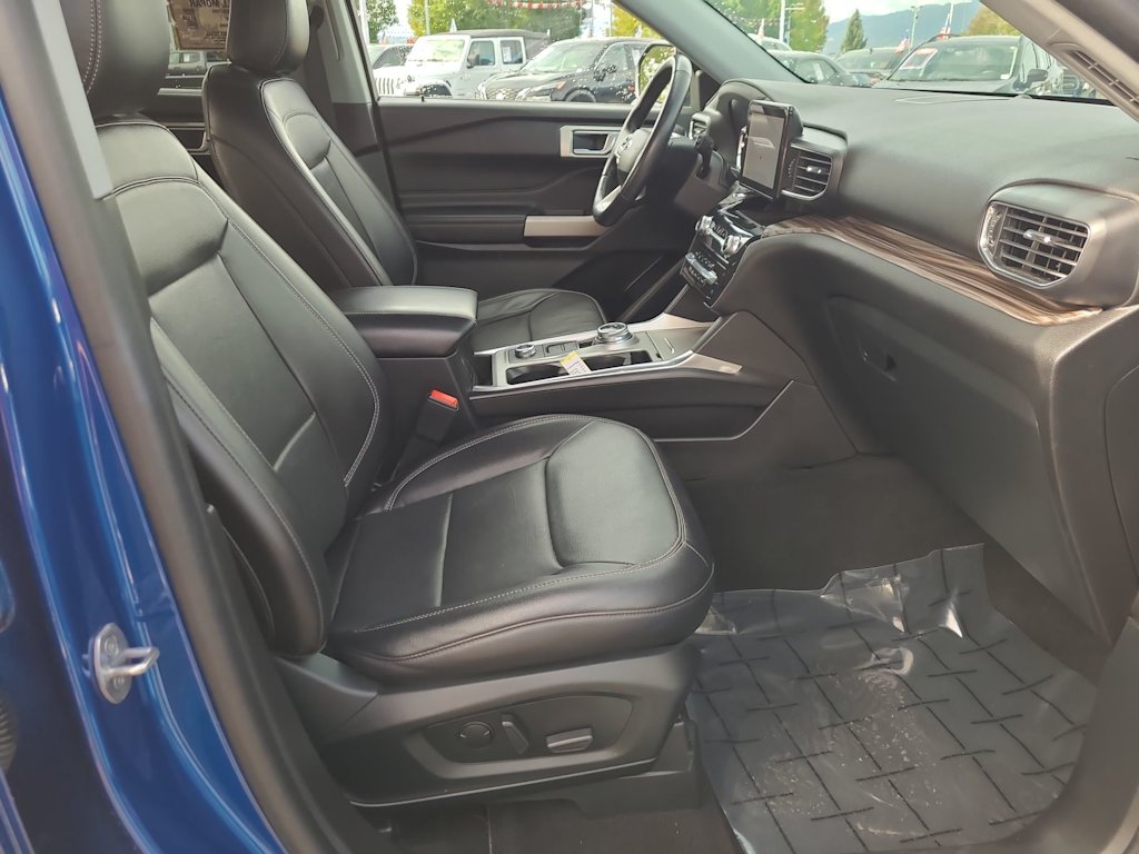 Thumbnail: 2023 Ford Explorer - 12