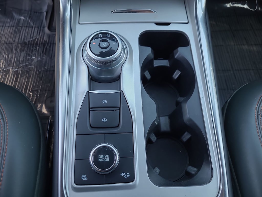 Thumbnail: 2023 Ford Explorer - 14