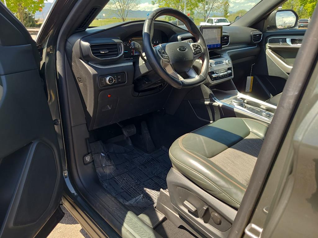 Thumbnail: 2023 Ford Explorer - 10