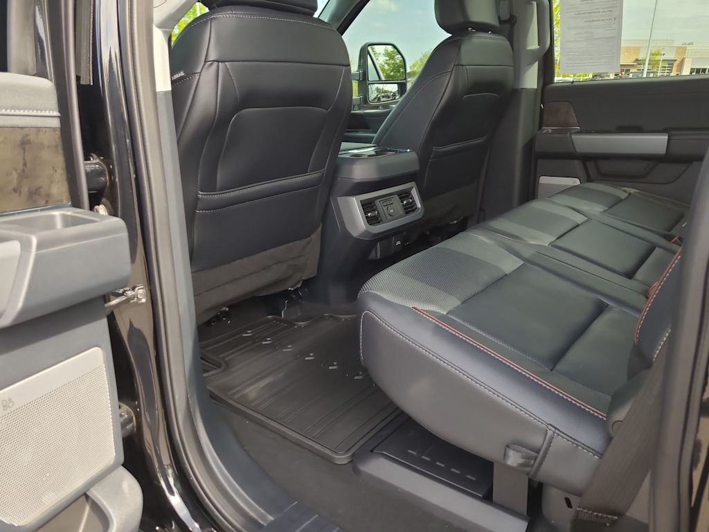 2024 Ford F-450 Lariat 12