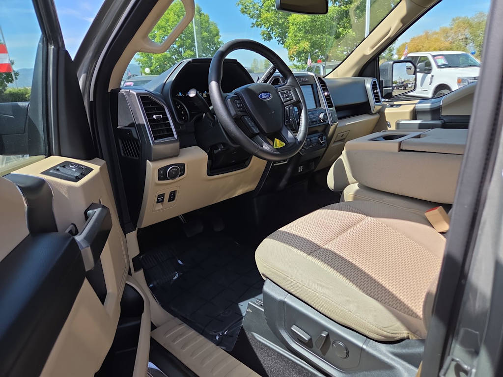 Thumbnail: 2019 Ford F-150 - 9