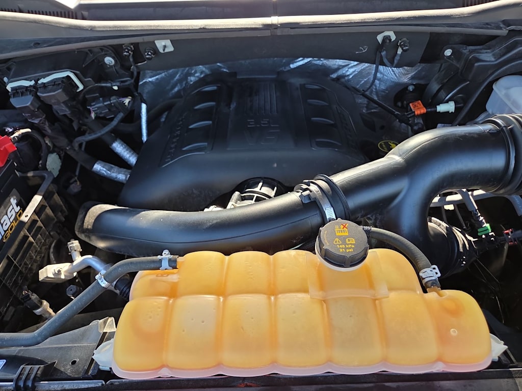 Thumbnail: 2015 Ford F-150 - 9