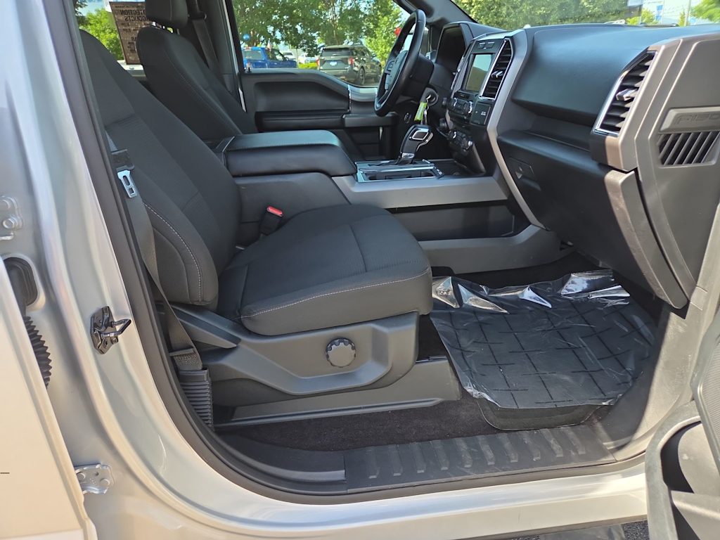 Thumbnail: 2016 Ford F-150 - 28