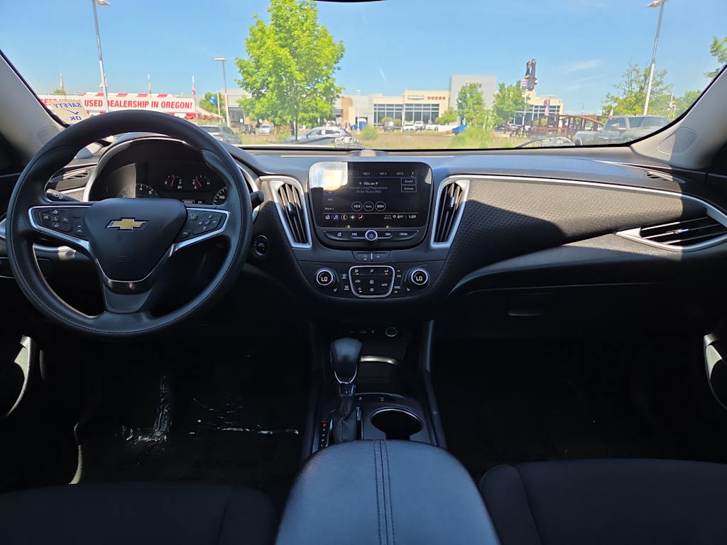 Thumbnail: 2024 Chevrolet Malibu - 9