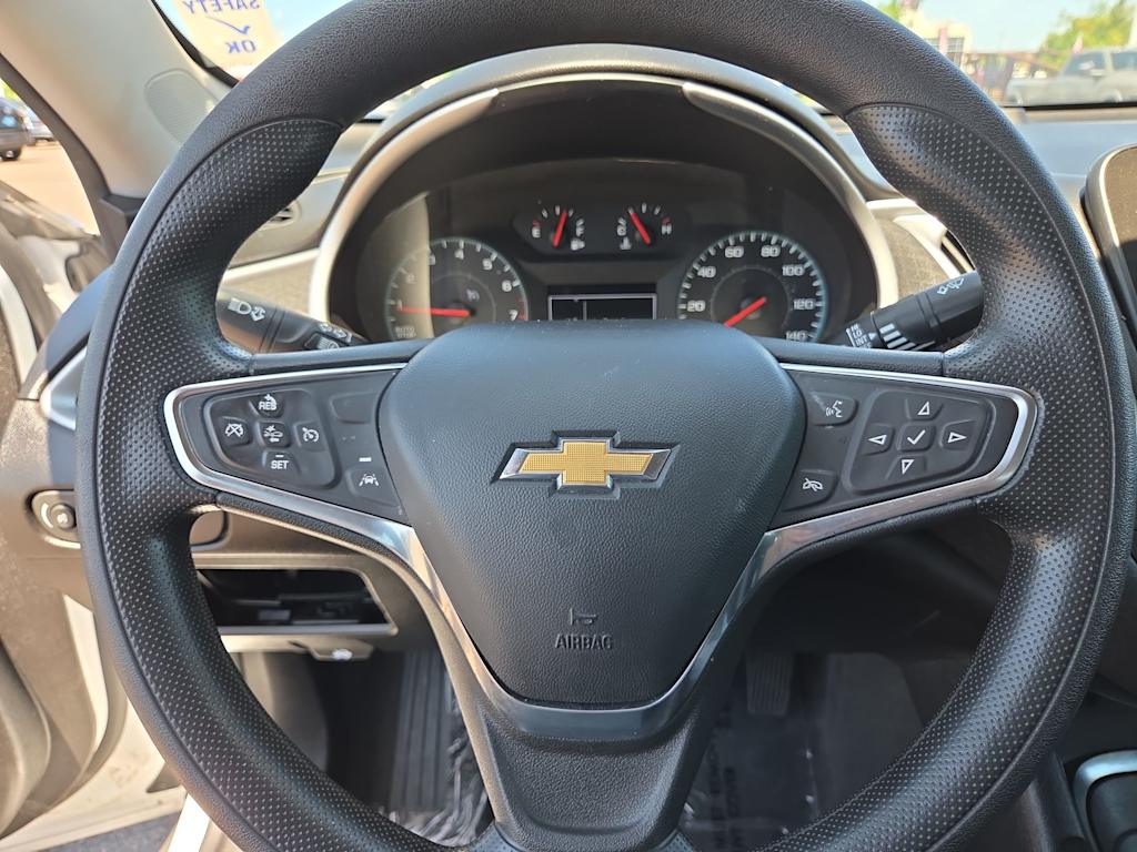Thumbnail: 2024 Chevrolet Malibu - 13