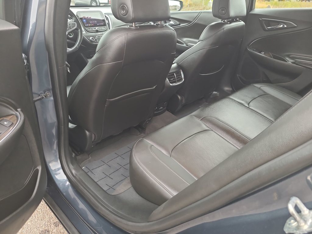 Thumbnail: 2020 Chevrolet Malibu - 13