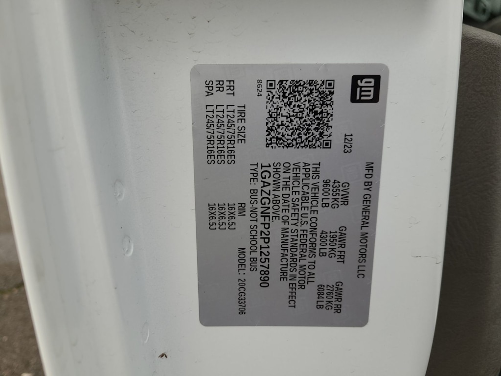 Thumbnail: 2023 Chevrolet Express - 17