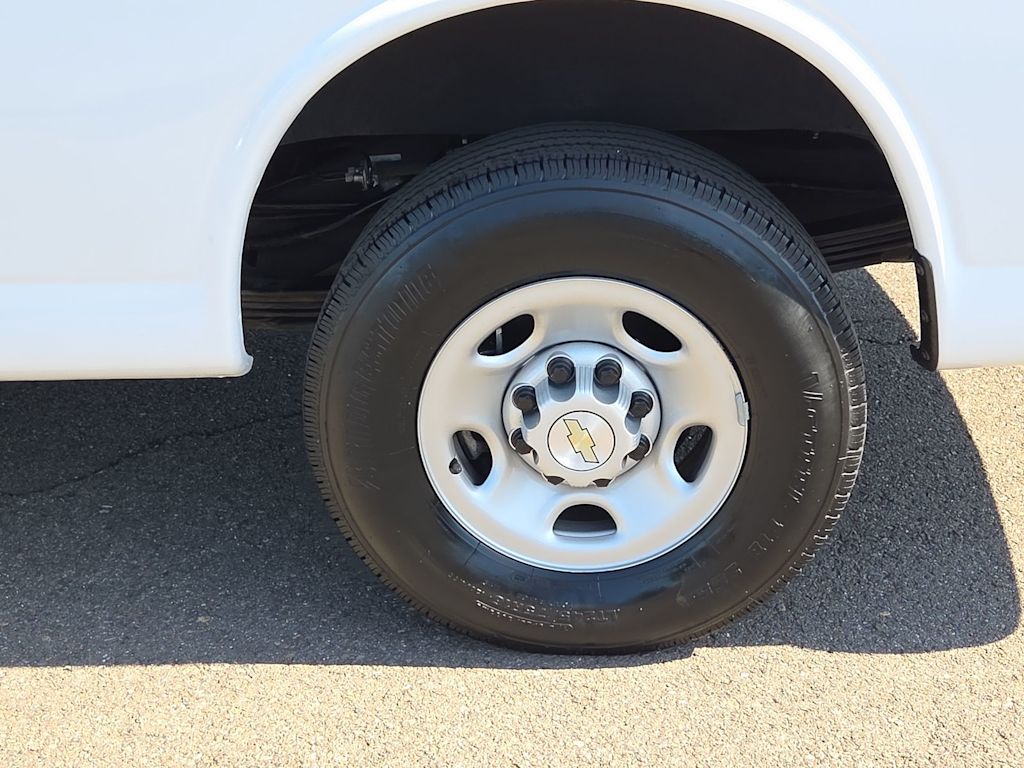 Thumbnail: 2023 Chevrolet Express - 8