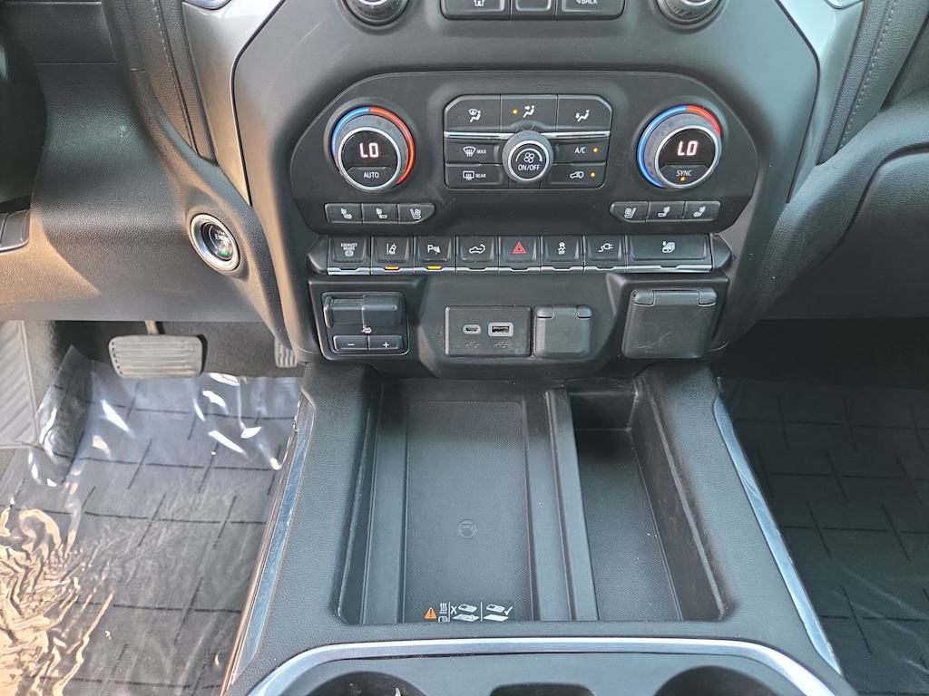 Thumbnail: 2021 Chevrolet Silverado 3500 - 29