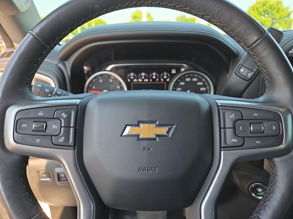Thumbnail: 2021 Chevrolet Silverado 3500 - 28