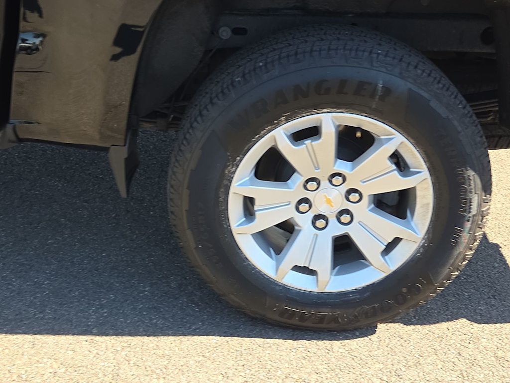 Thumbnail: 2021 Chevrolet Colorado - 8