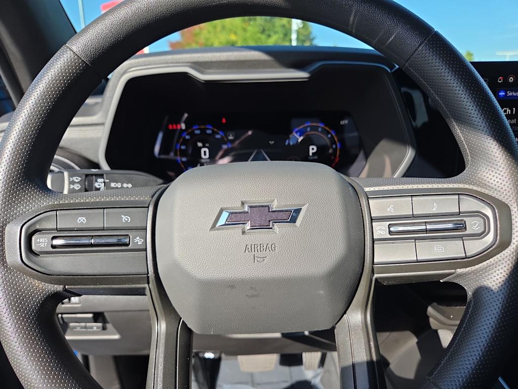 Thumbnail: 2024 Chevrolet Colorado - 28